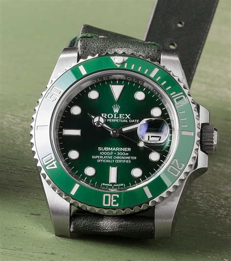 rolex submariner hulk vs black|rolex hulk watch charts.